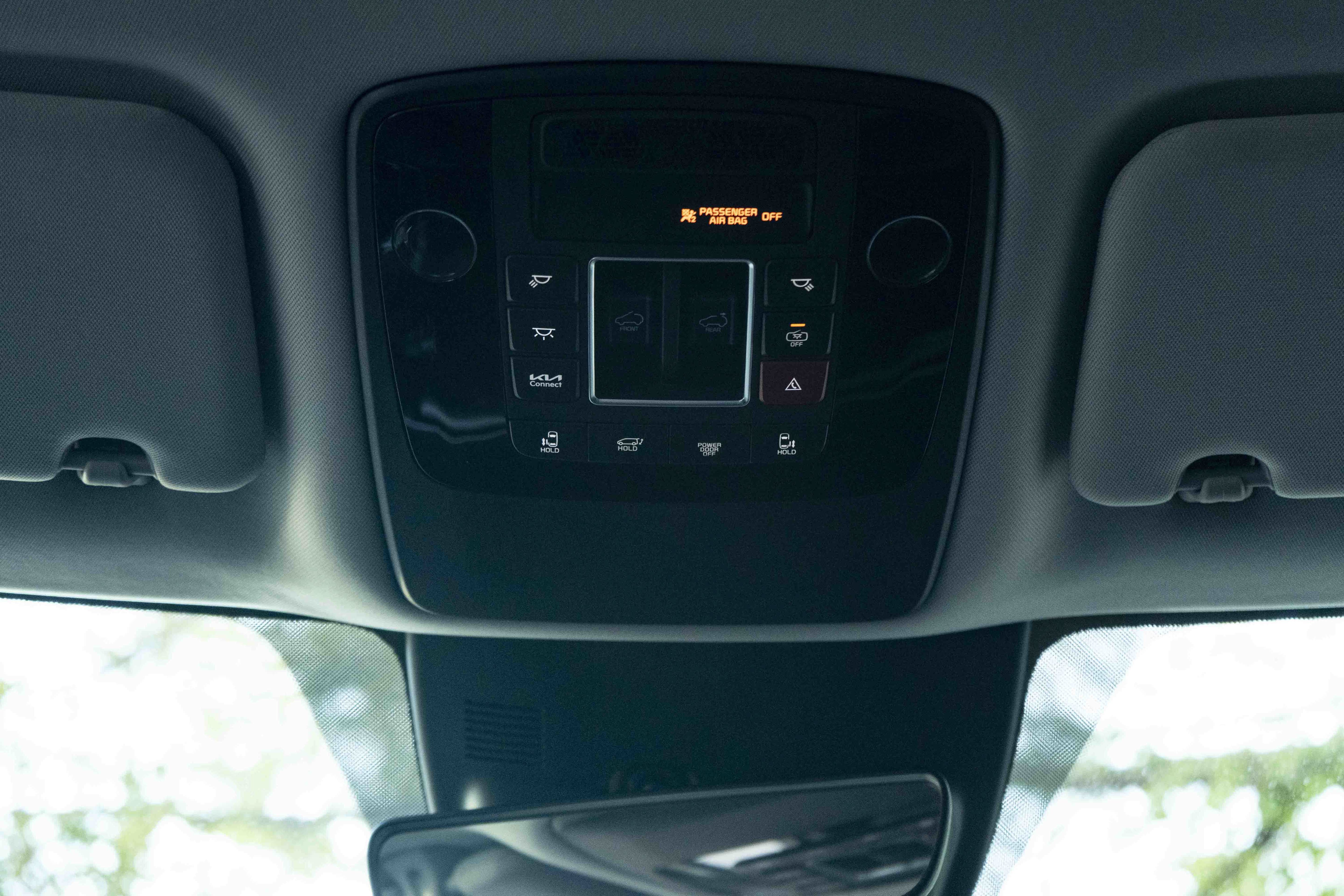Used 2026 Kia Carnival SX w/ SX Dark Edition Package FWD image 36