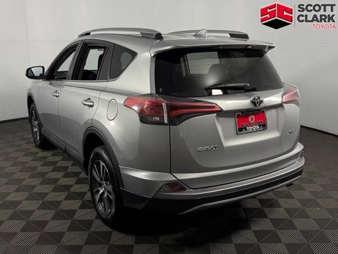 Used 2018 Toyota RAV4 XLE w/ Plus Extra Value Package FWD image 4
