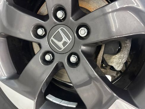 Used 2018 Honda HR-V EX image 23