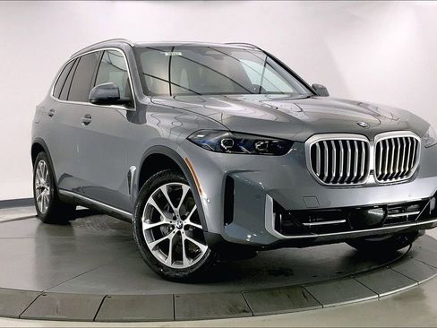 New 2026 BMW X5 xDrive40i w/ Premium Package image 1
