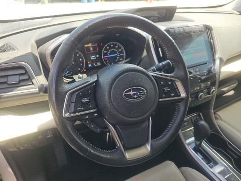 Used 2022 Subaru Ascent Limited w/ Technology Package AWD/4WD image 5