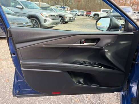 Used 2025 Toyota Camry LE image 20