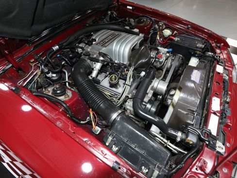 Used 1987 Ford Mustang GT RWD image 80