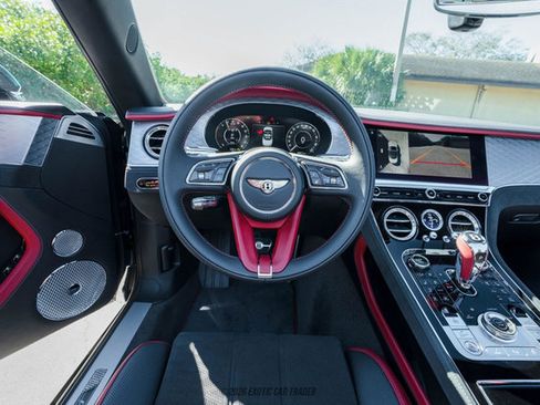 Used 2025 Bentley Continental GT Speed image 47