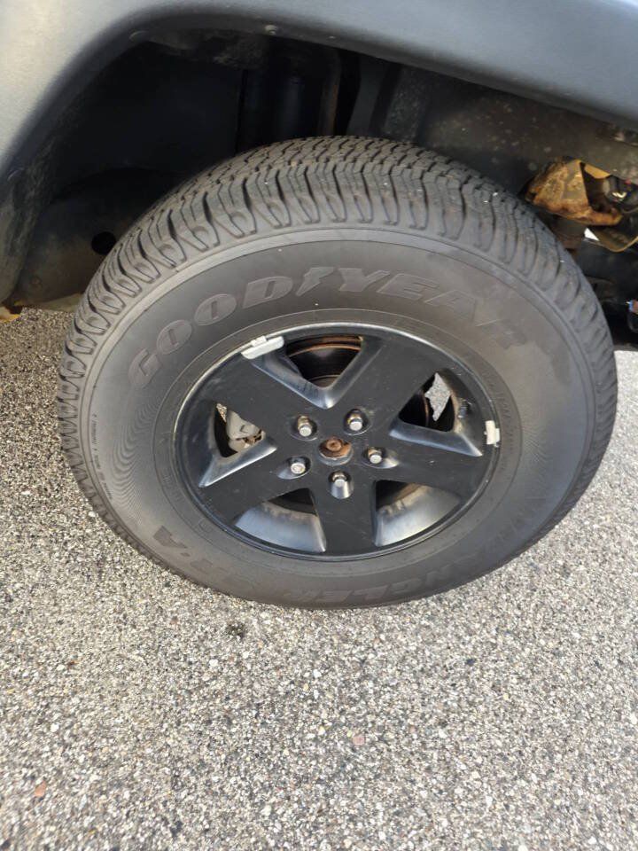 Used 2014 Jeep Wrangler Sport AWD/4WD image 31