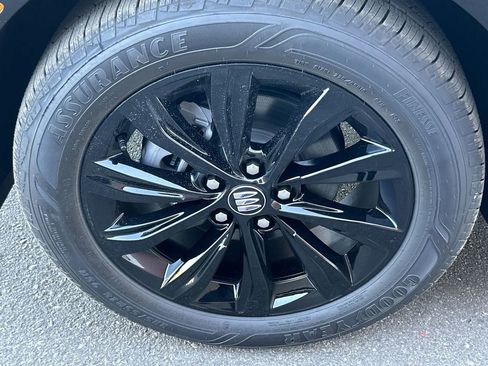 New 2026 Buick Envista Sport Touring FWD image 32