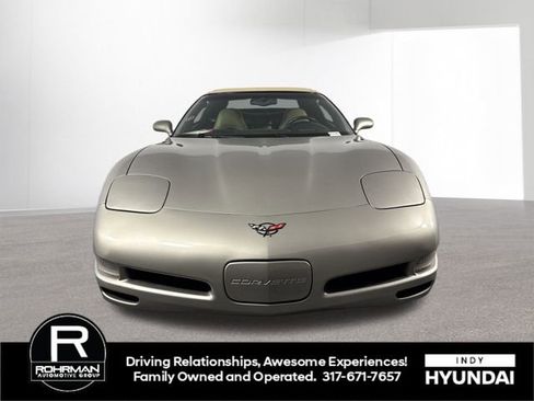 Used 2001 Chevrolet Corvette Convertible w/ Preferred Equipment Group2 image 9