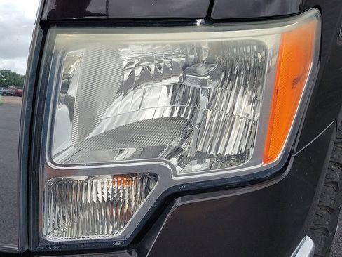 Used 2013 Ford F150 XLT w/ XLT Chrome Pkg image 10