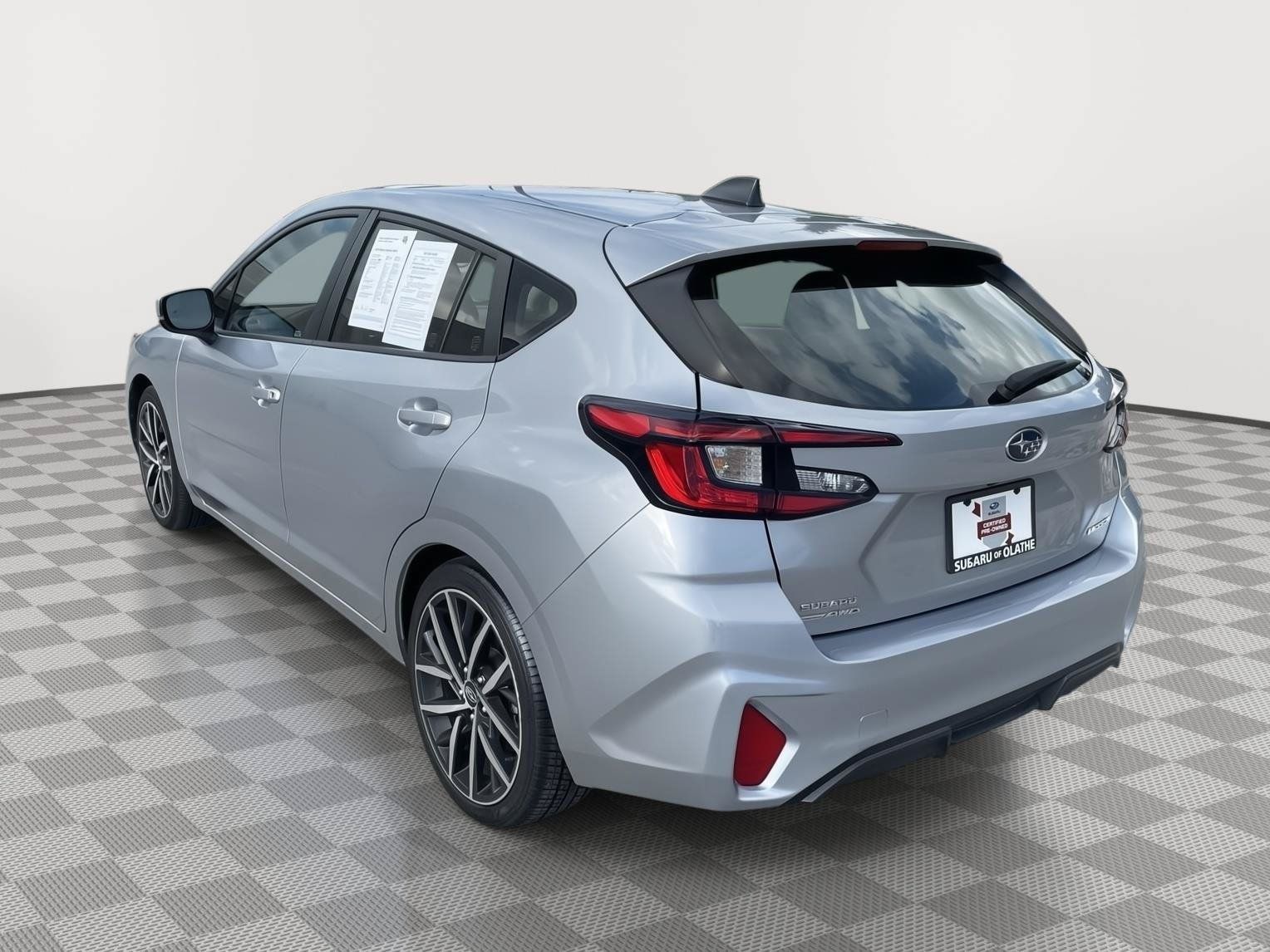 Used 2024 Subaru Impreza 2.0i Sport w/ Popular Package #1 AWD/4WD image 12