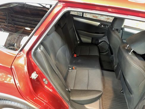 Used 2017 Subaru Outback 2.5i Premium image 83