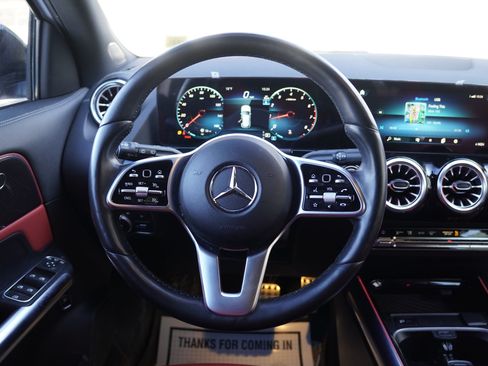 Used 2023 Mercedes-Benz GLA 250 4MATIC image 17