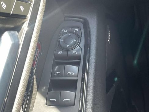 Used 2023 GMC Sierra 1500 AT4 w/ AT4 Premium Package AWD/4WD image 26