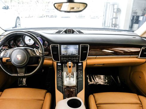 Used 2015 Porsche Panamera S w/ Premium Package Plus image 14
