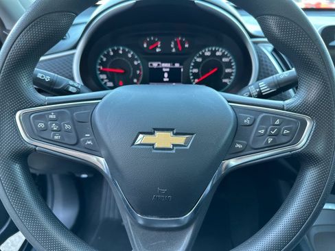 Used 2023 Chevrolet Malibu LT image 24
