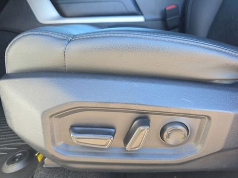 Used 2025 Toyota Tundra SR5 w/ SR5 Premium Package image 27