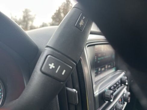 Used 2018 Chevrolet Silverado 1500 LT w/ All Star Edition image 23