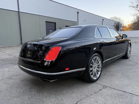 Used 2014 Bentley Mulsanne image 13