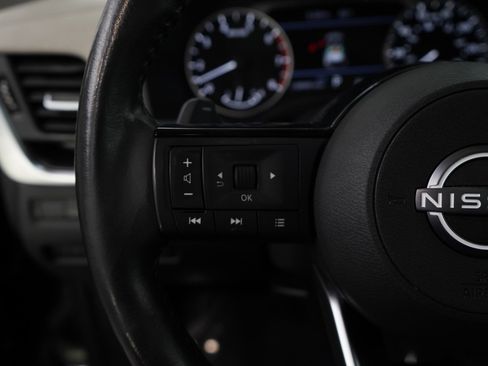 Used 2023 Nissan Rogue SV w/ SV Premium B Package image 19