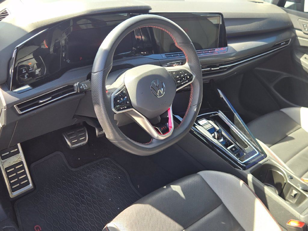 Used 2024 Volkswagen GTI Autobahn FWD image 9