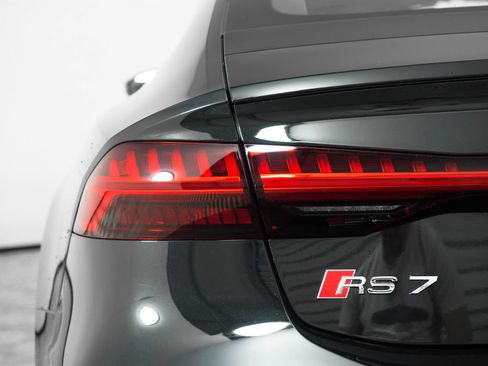 New 2026 Audi RS 7 Performance image 11
