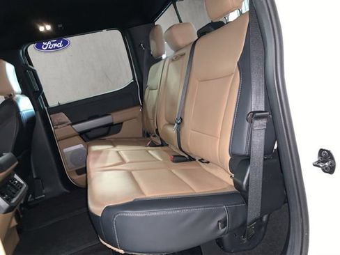 Used 2023 Ford F250 Lariat w/ Lariat Ultimate Package AWD/4WD image 21