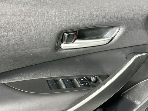 Used 2022 Toyota Corolla SE image 21