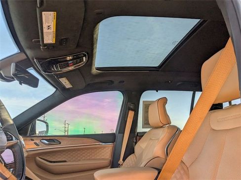 Used 2024 Jeep Grand Cherokee Summit image 28