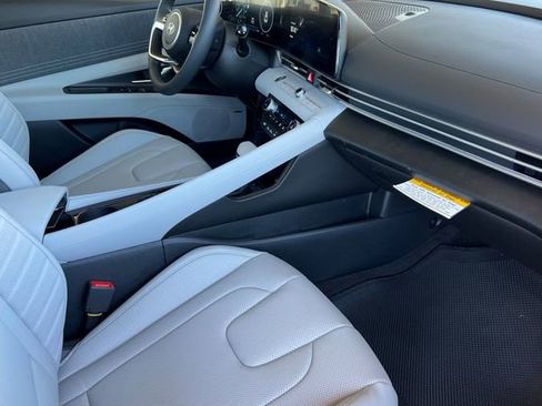 New 2026 Hyundai Elantra Limited image 15