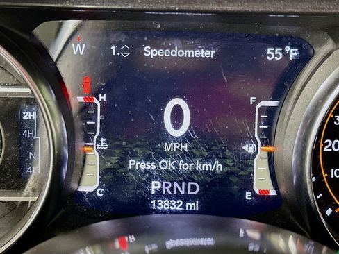 Certified 2022 Jeep Wrangler Unlimited Sahara image 21