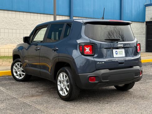 Used 2023 Jeep Renegade Latitude image 7