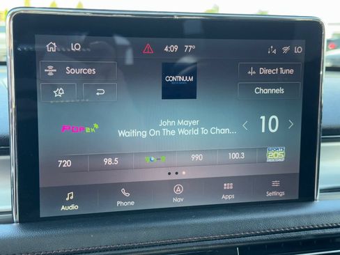 Used 2023 Lincoln Aviator AWD w/ Premium Package image 42