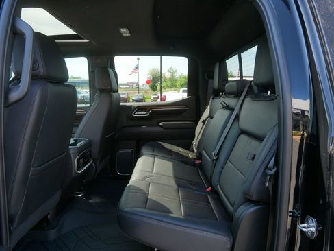 Used 2023 Chevrolet Silverado 1500 High Country w/ High Country Premium Package AWD/4WD image 20