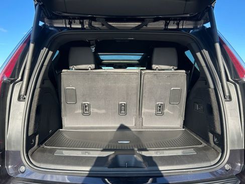 Used 2024 Cadillac Escalade Premium Luxury w/ LPO, Floor Liner Package image 24