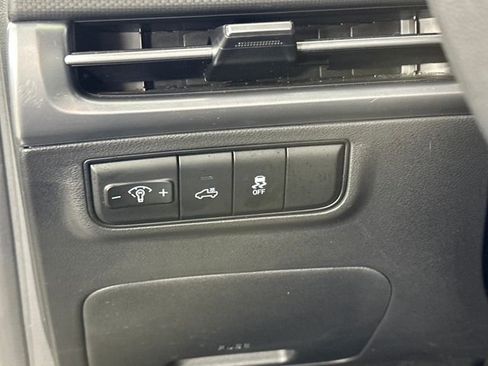 Certified 2025 Hyundai Santa Cruz SEL image 19