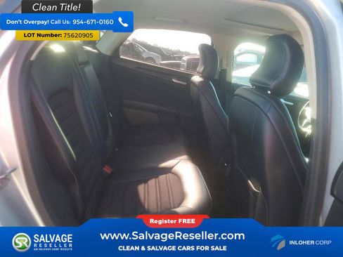 Used 2018 Ford Fusion SE image 13