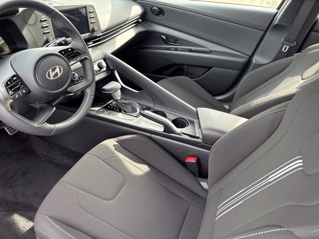 Used 2026 Hyundai Elantra Sport FWD image 5