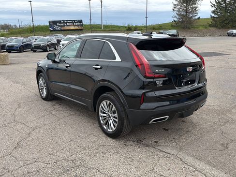 Used 2024 Cadillac XT4 Premium Luxury w/ Active Safety Package AWD/4WD image 6