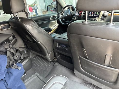 Used 2016 GMC Yukon Denali AWD/4WD image 23