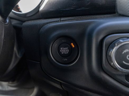 Used 2022 Jeep Wrangler Unlimited Sport AWD/4WD image 21