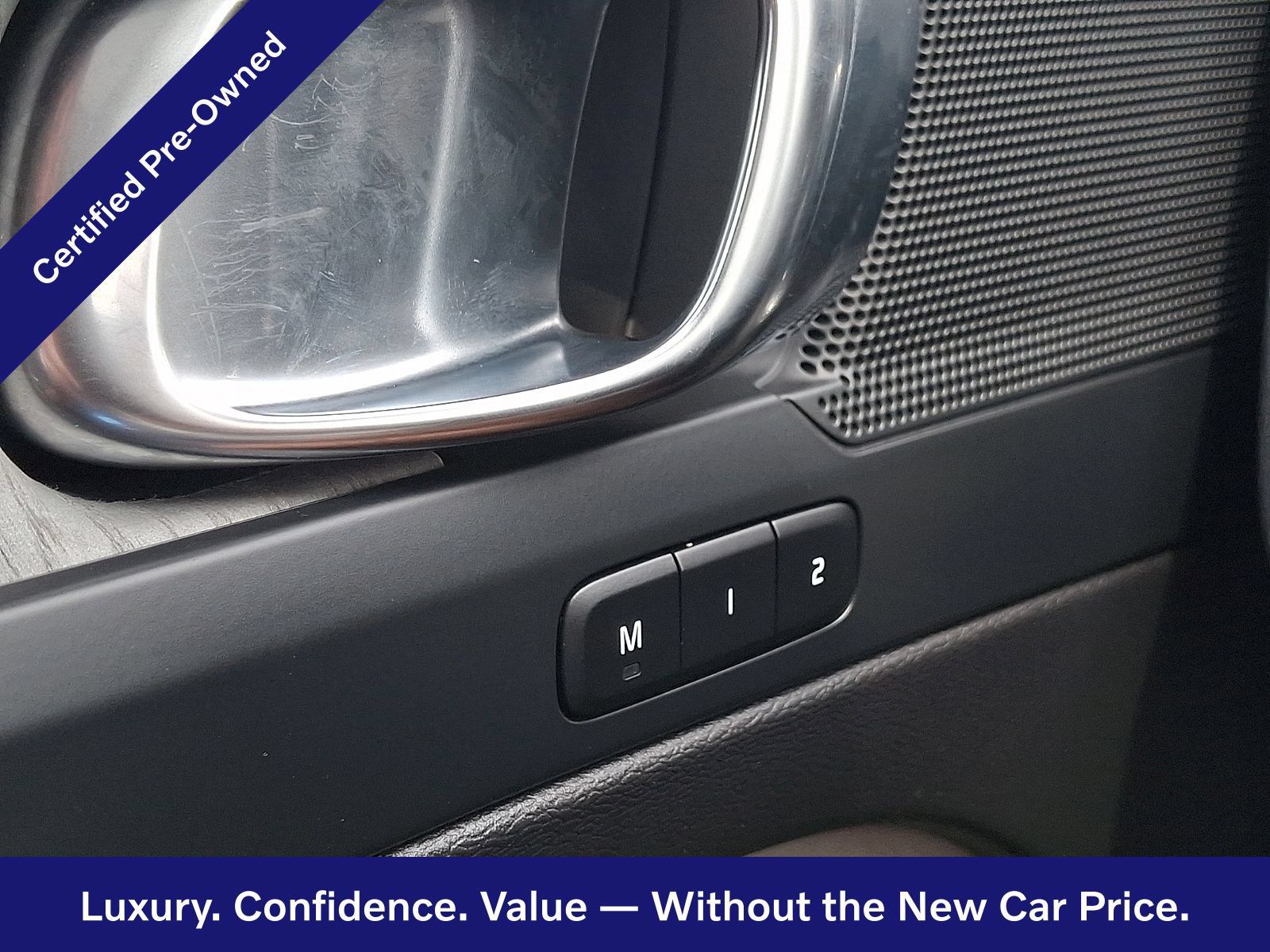 Certified 2023 Volvo XC40 B5 Plus w/ Climate Package AWD/4WD image 28