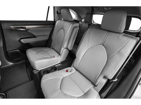 New 2026 Toyota Highlander Limited AWD/4WD image 42