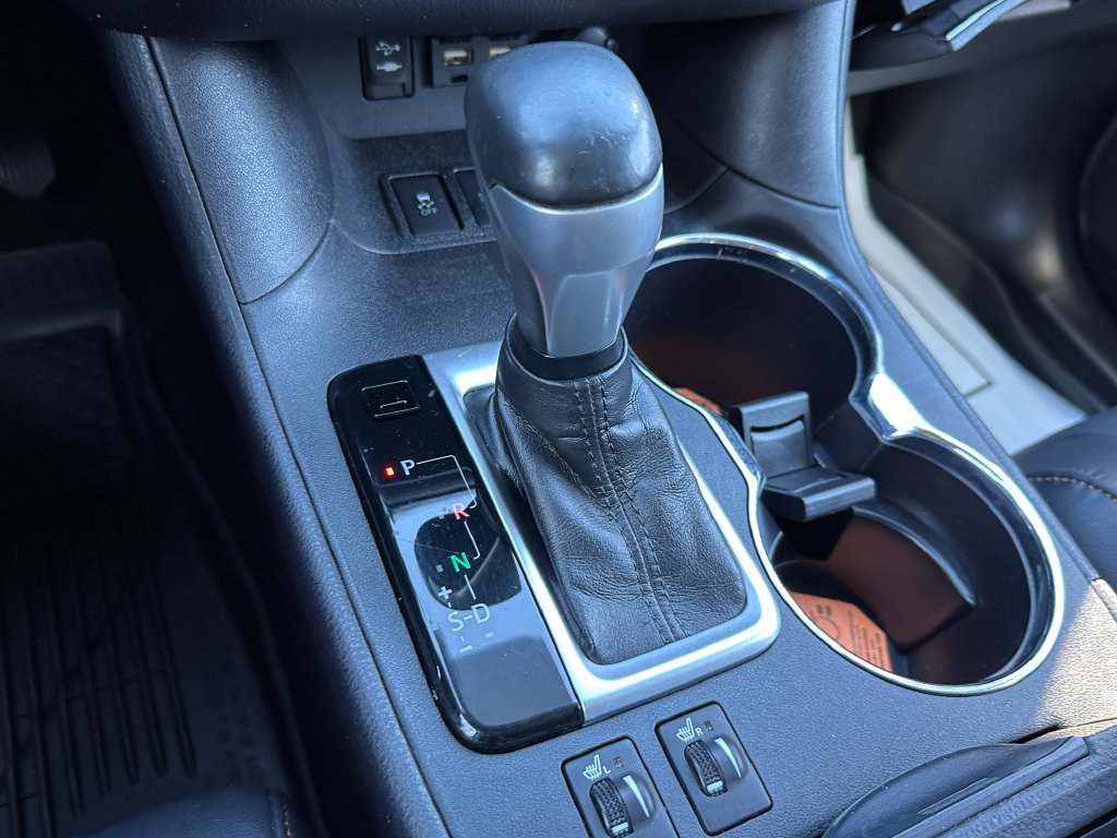 Used 2019 Toyota Highlander XLE FWD image 45