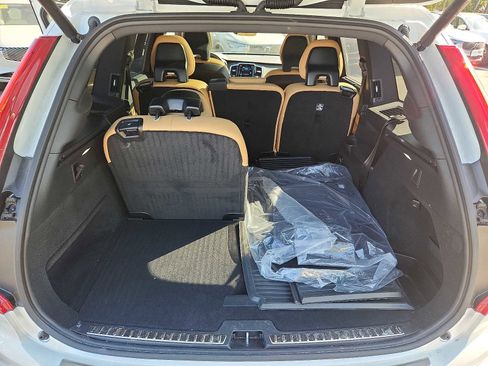 Certified 2024 Volvo XC90 T8 Ultimate w/ Protection Package Premier AWD/4WD image 26