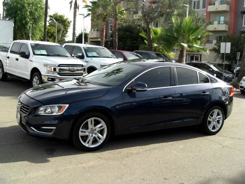 Used 2014 Volvo S60 T5 image 3