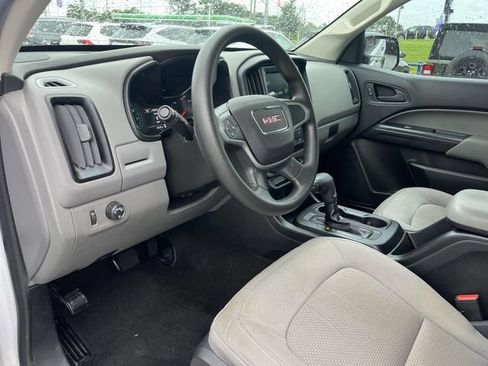 Used 2018 GMC Canyon 2WD Crew Cab w/ Convenience Package image 16