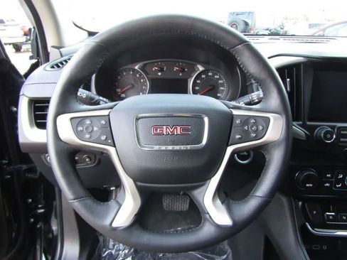 Used 2018 GMC Terrain Denali w/ Comfort Package image 12