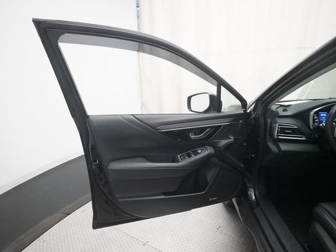 Used 2025 Subaru Outback Limited AWD/4WD image 28