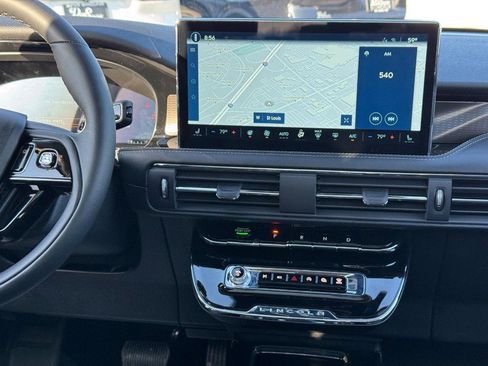 New 2025 Lincoln Corsair Reserve w/ Jet Appearance Package image 15