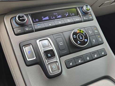 Used 2021 Hyundai Palisade Limited AWD/4WD image 29
