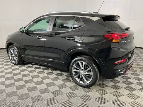 Used 2023 Buick Encore GX Select w/ Sport Touring Package FWD image 4